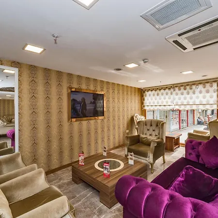 Grand Pamir فندق 3*