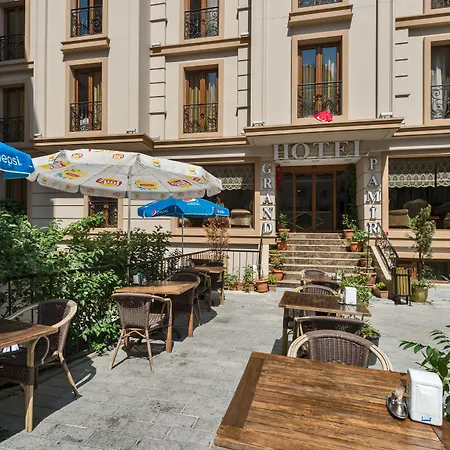 Grand Pamir فندق 3*