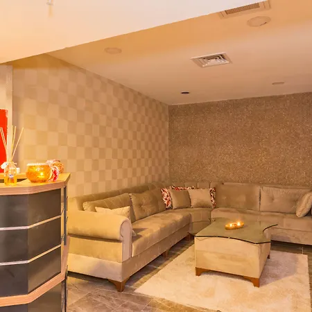 Grand Pamir Hotel 3*