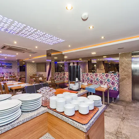 Grand Pamir Hotel
