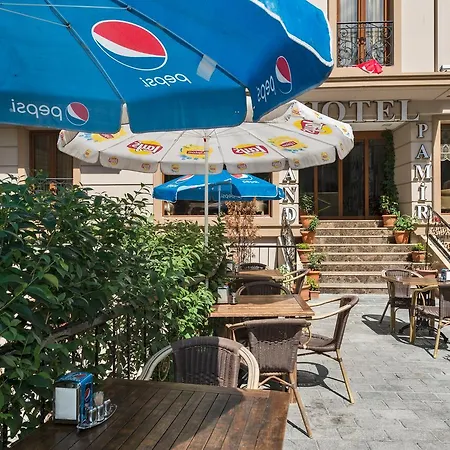 Hotel Grand Pamir 3*