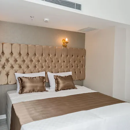 Grand Pamir 호텔 3*