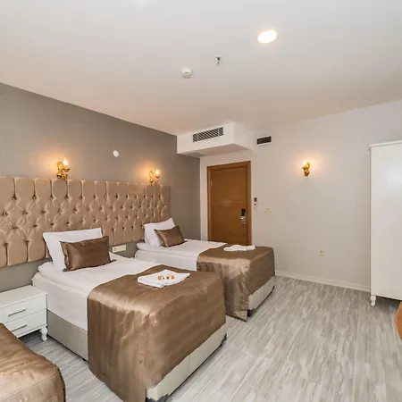 Grand Pamir 3* Estambul